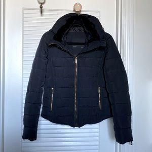 Zara Basics Black Puffer size M